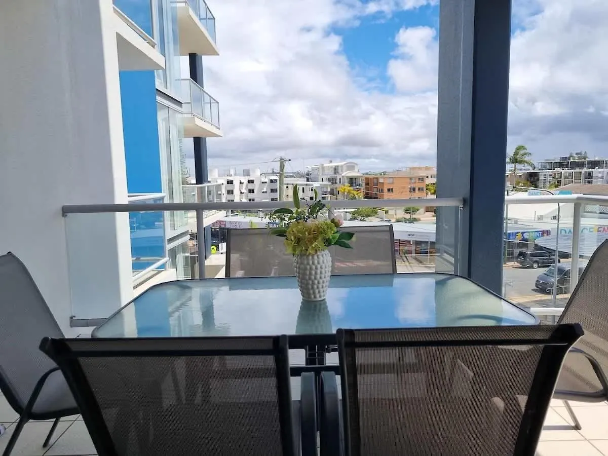 Caloundra 2Brm Apt- Rooftop Pool